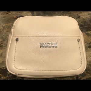 Kenneth Cole crossbag